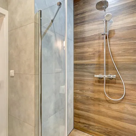 Dom & House Szafarnia Modern On The Motlawa River Apartmanhotel 2*