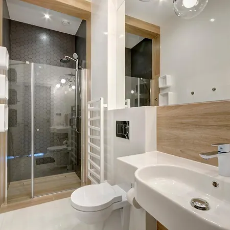 Dom & House Szafarnia Modern On The Motlawa River 2*