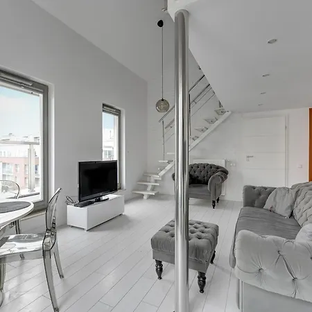 Apartmanhotel Dom & House Szafarnia Modern On The Motlawa River Gdańsk