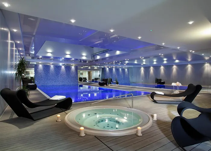 Apart Otel Dom & House Szafarnia Modern On The Motlawa River