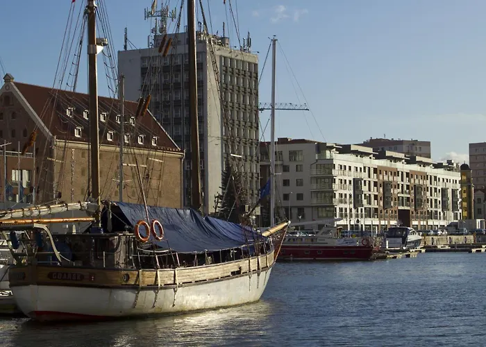 Dom & House Szafarnia Modern On The Motlawa River 2* Gdansk