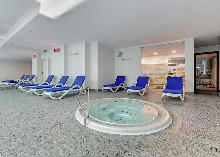 Apart Otel Dom & House Szafarnia Modern On The Motlawa River