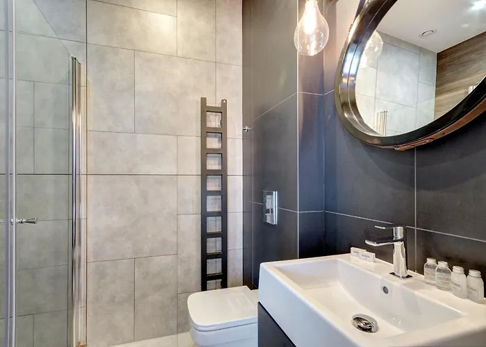 Apart Otel Dom & House Szafarnia Modern On The Motlawa River