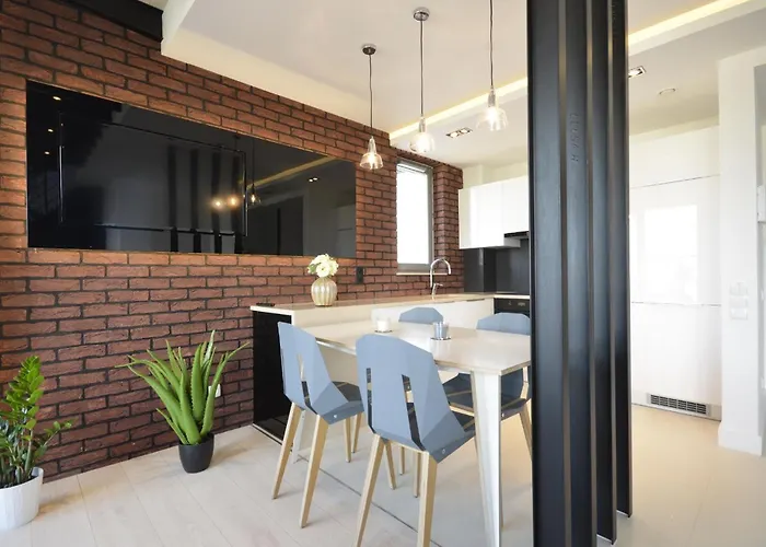 Dom & House Szafarnia Modern On The Motlawa River Apart Otel 2*