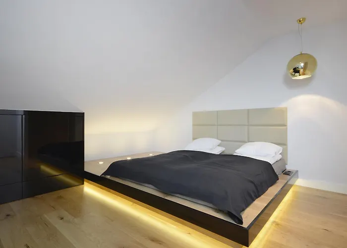 Dom & House Szafarnia Modern On The Motlawa River 2* Gdansk