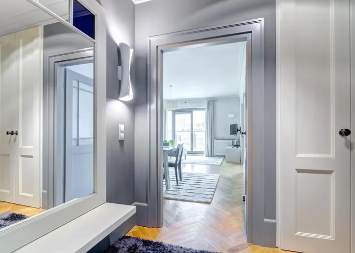 Apart Otel Dom & House Szafarnia Modern On The Motlawa River