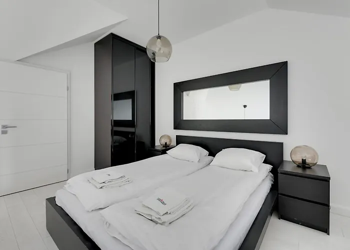 Dom & House Szafarnia Modern On The Motlawa River Apart Otel