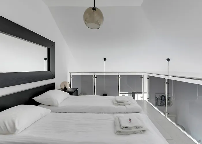 Dom & House Szafarnia Modern On The Motlawa River 2*