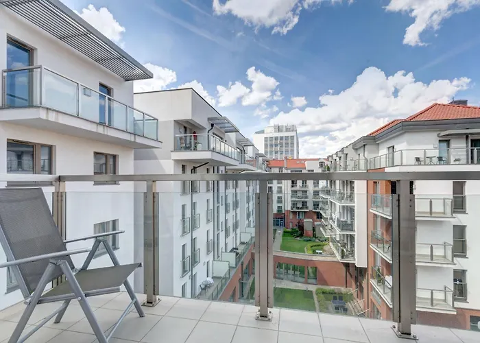 Apart Otel Dom & House Szafarnia Modern On The Motlawa River Gdansk